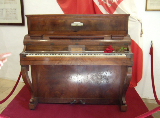 マジョルカ島にあるショパンのピアノ
